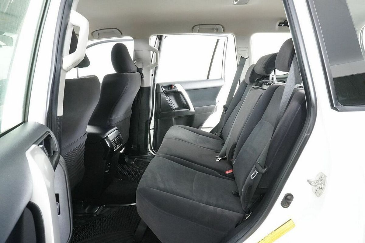 2022 Toyota Landcruiser Prado GX GDJ150R