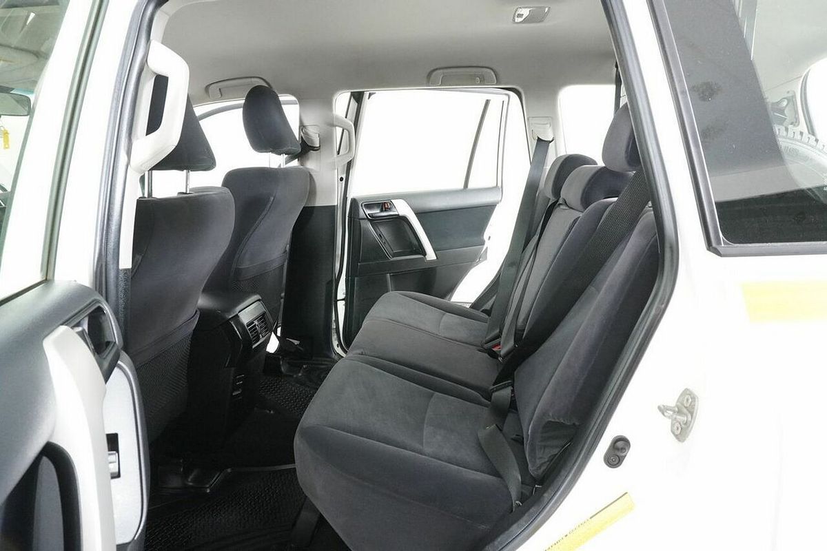 2022 Toyota Landcruiser Prado GX GDJ150R