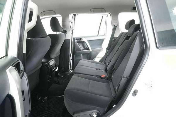 2022 Toyota Landcruiser Prado GX GDJ150R