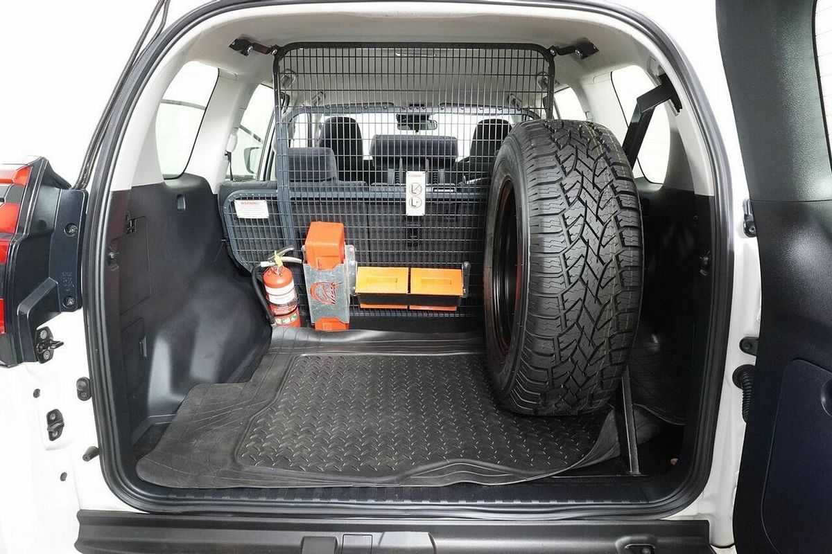 2022 Toyota Landcruiser Prado GX GDJ150R