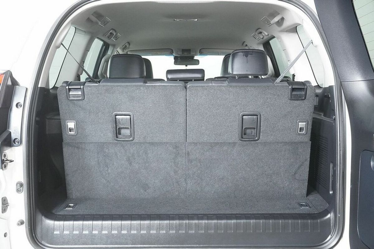 2023 Toyota Landcruiser Prado GXL Premium Interior GDJ150R