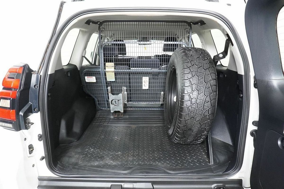 2022 Toyota Landcruiser Prado GX GDJ150R