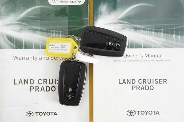 2022 Toyota Landcruiser Prado GX GDJ150R