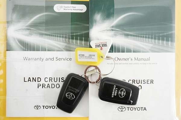 2022 Toyota Landcruiser Prado GX GDJ150R