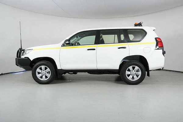 2022 Toyota Landcruiser Prado GX GDJ150R