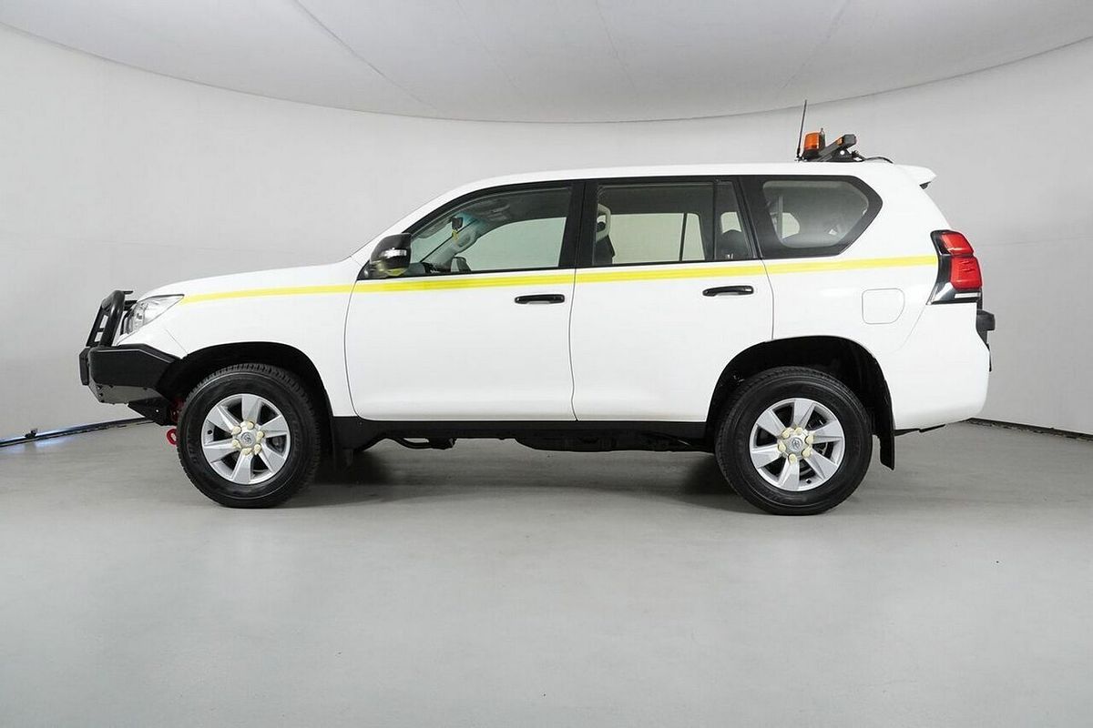 2022 Toyota Landcruiser Prado GX GDJ150R