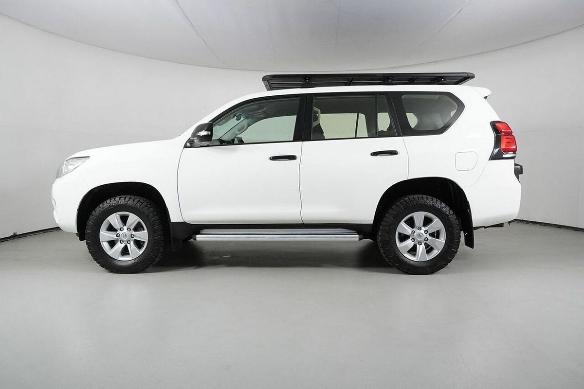 2022 Toyota Landcruiser Prado GX GDJ150R