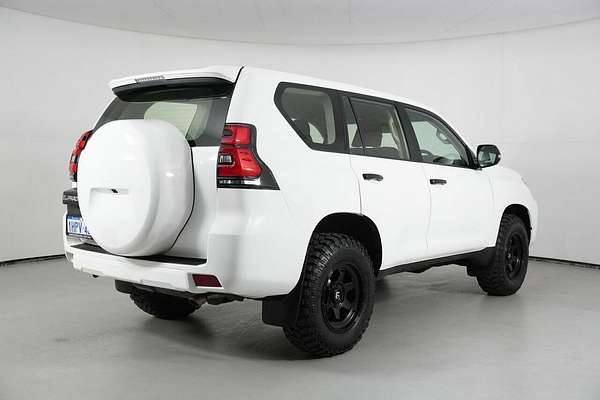 2022 Toyota Landcruiser Prado GX GDJ150R