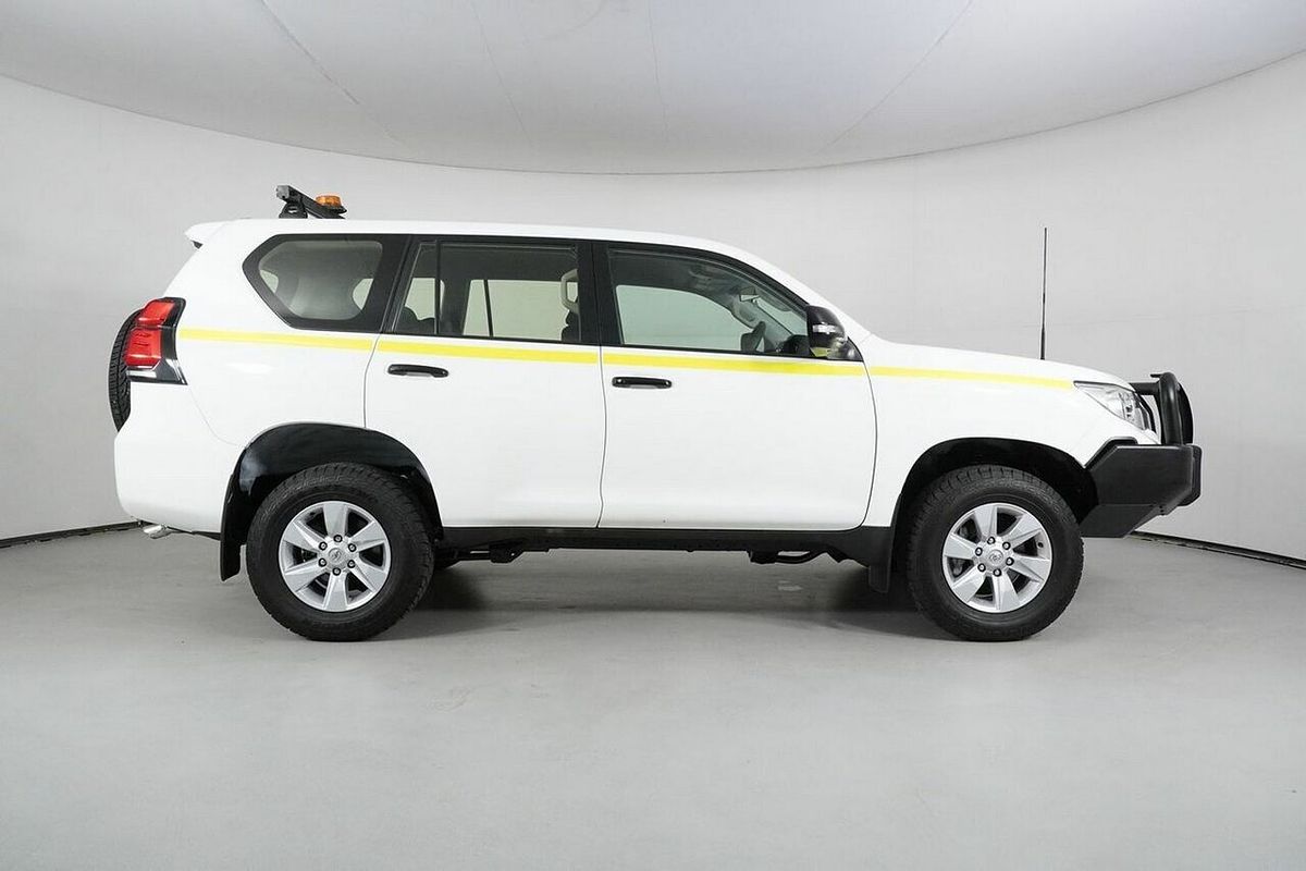 2022 Toyota Landcruiser Prado GX GDJ150R