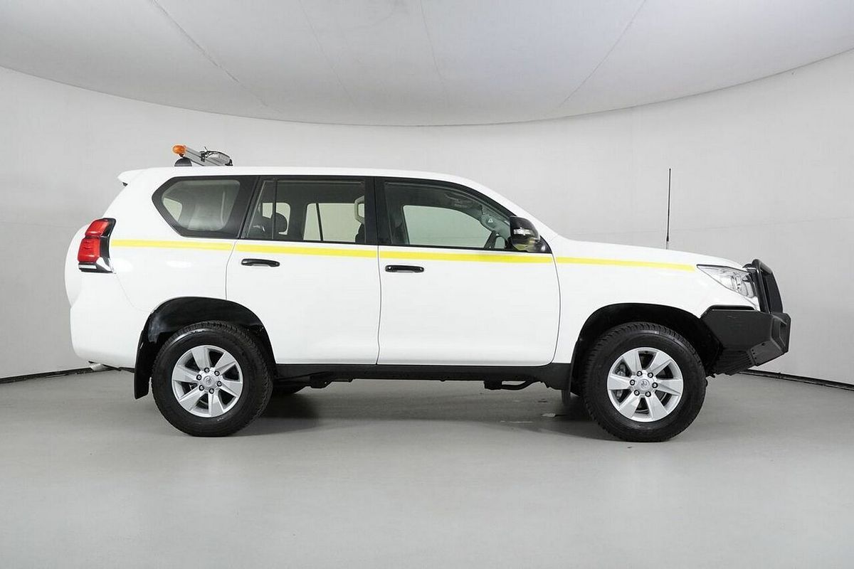 2022 Toyota Landcruiser Prado GX GDJ150R