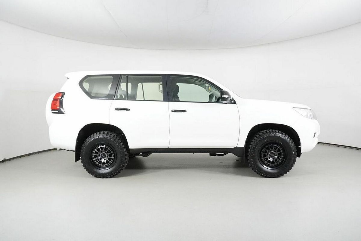 2022 Toyota Landcruiser Prado GX GDJ150R