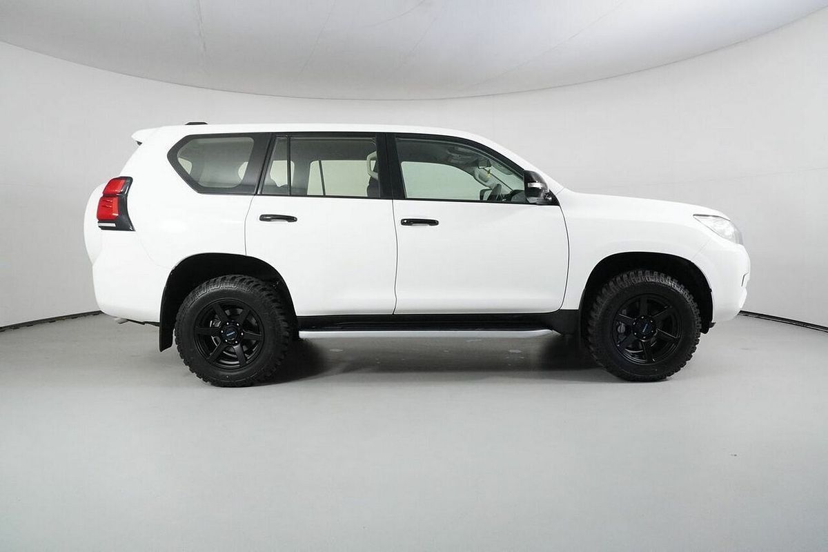 2022 Toyota Landcruiser Prado GX GDJ150R