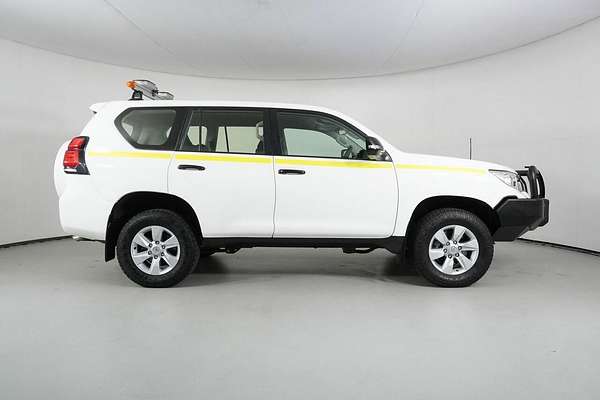 2022 Toyota Landcruiser Prado GX GDJ150R