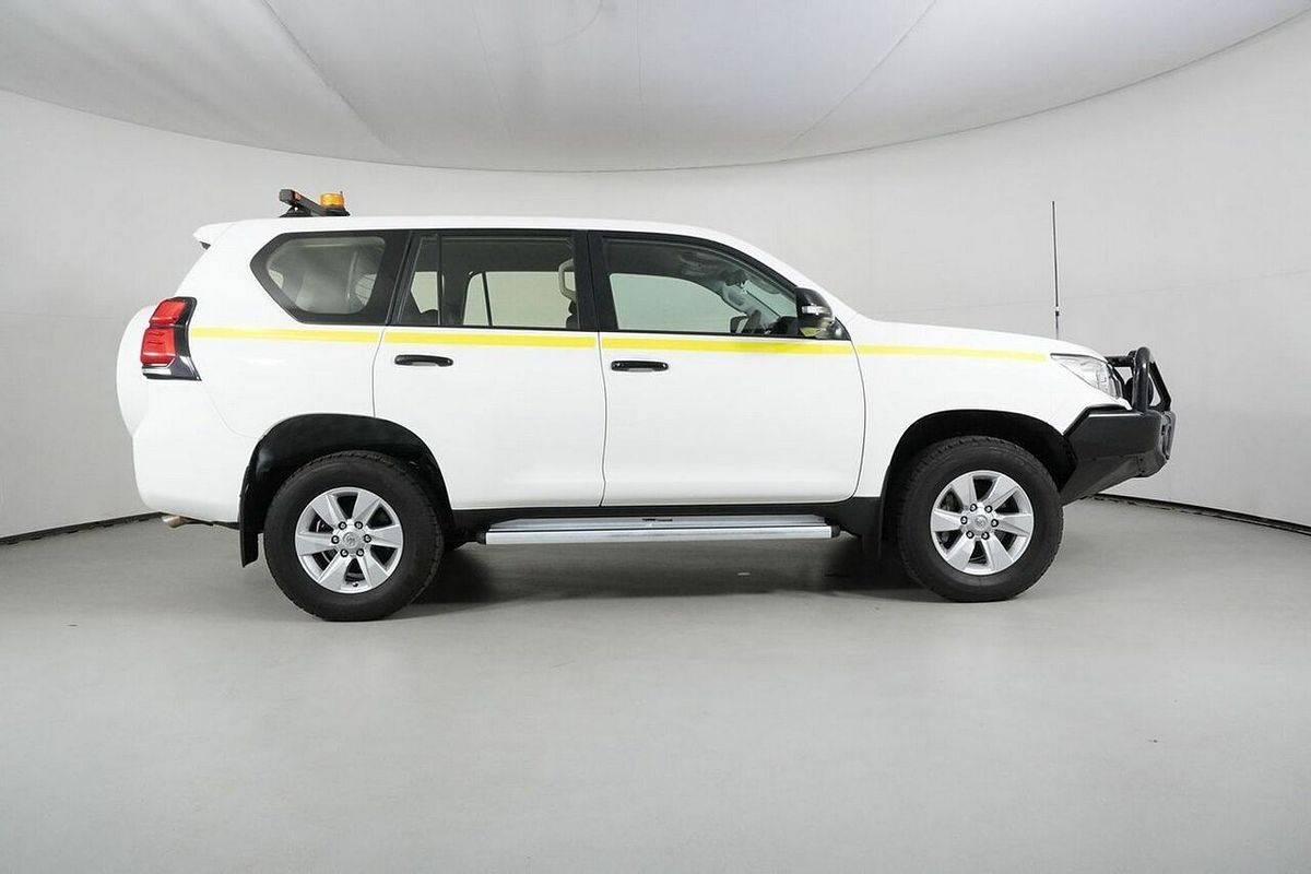 2022 Toyota Landcruiser Prado GX GDJ150R