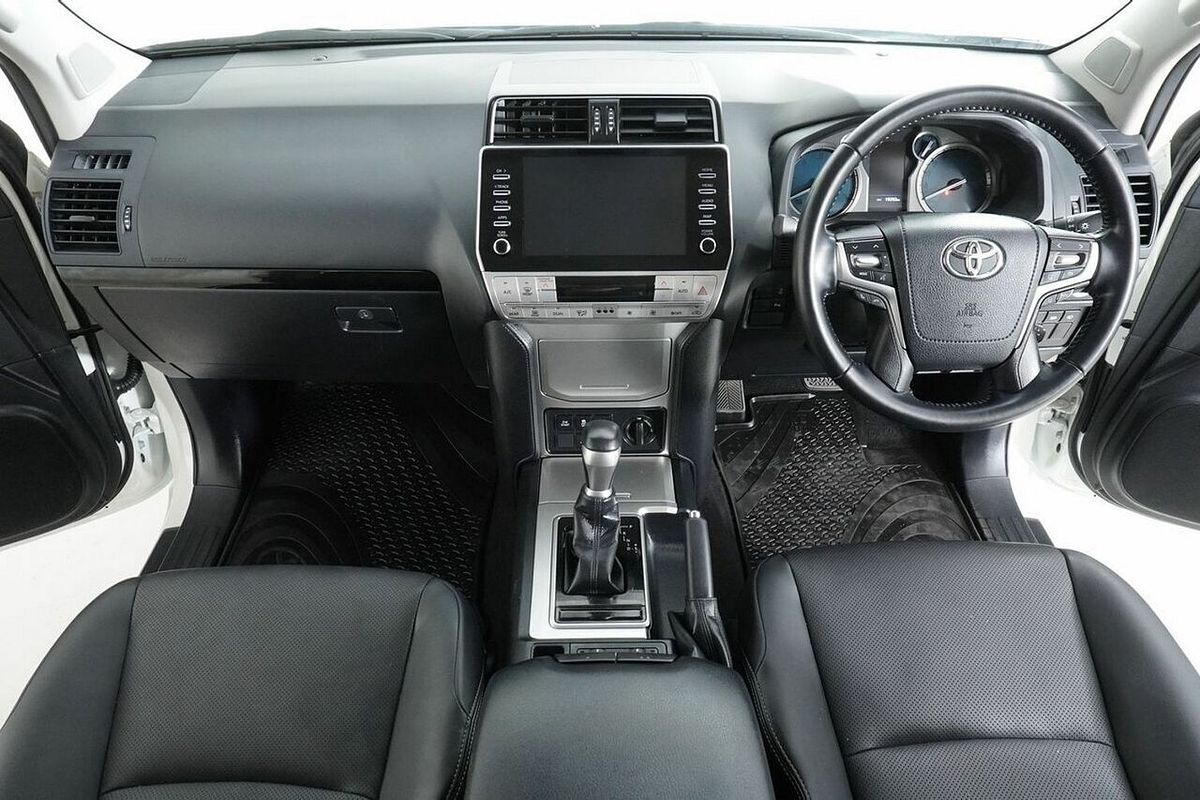 2023 Toyota Landcruiser Prado GXL Premium Interior GDJ150R