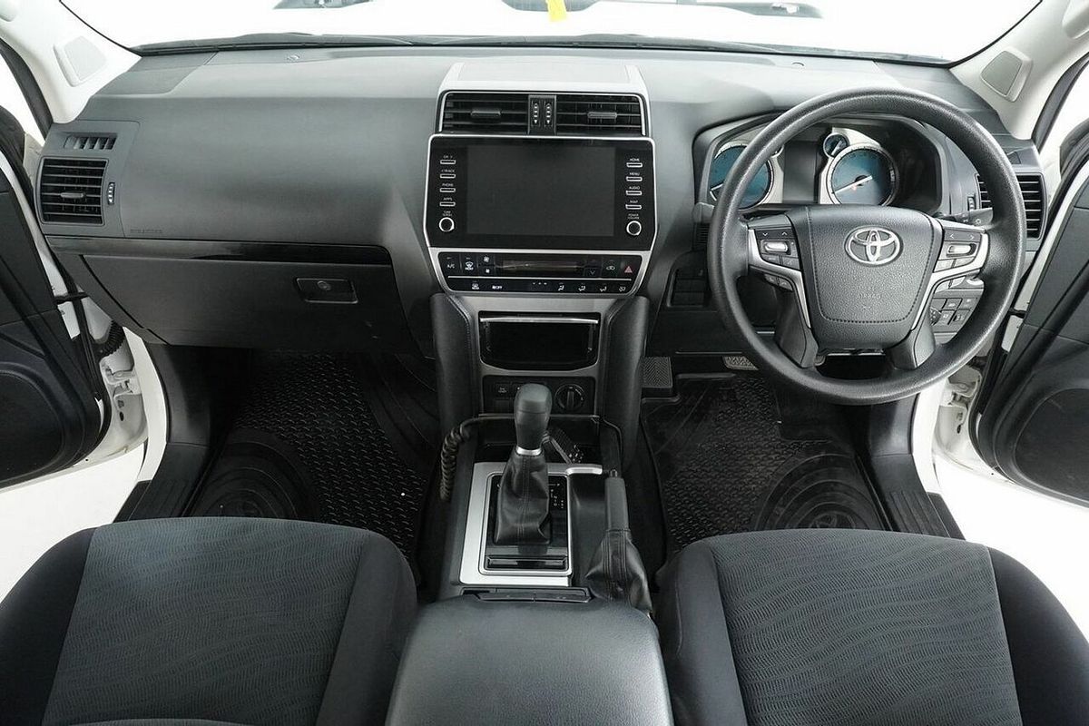 2022 Toyota Landcruiser Prado GX GDJ150R