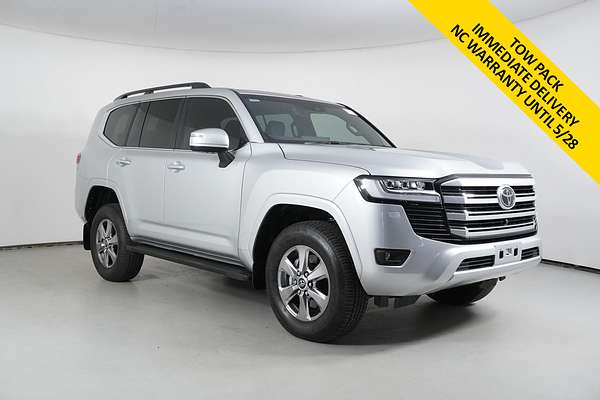 2023 Toyota Landcruiser LC300 VX (4x4)