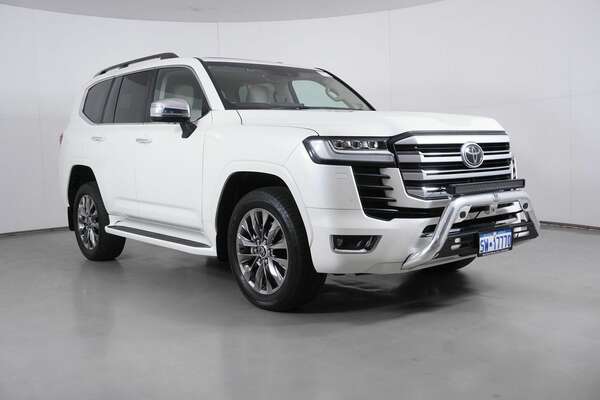 2022 Toyota Landcruiser LC300 Sahara ZX (4x4)