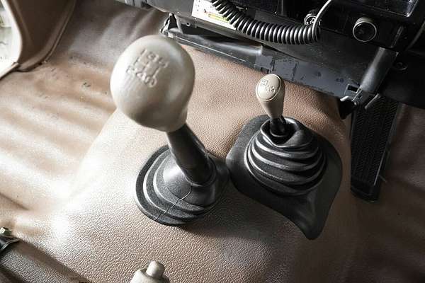 1999 Toyota Landcruiser (4x4) HZJ79R 4X4