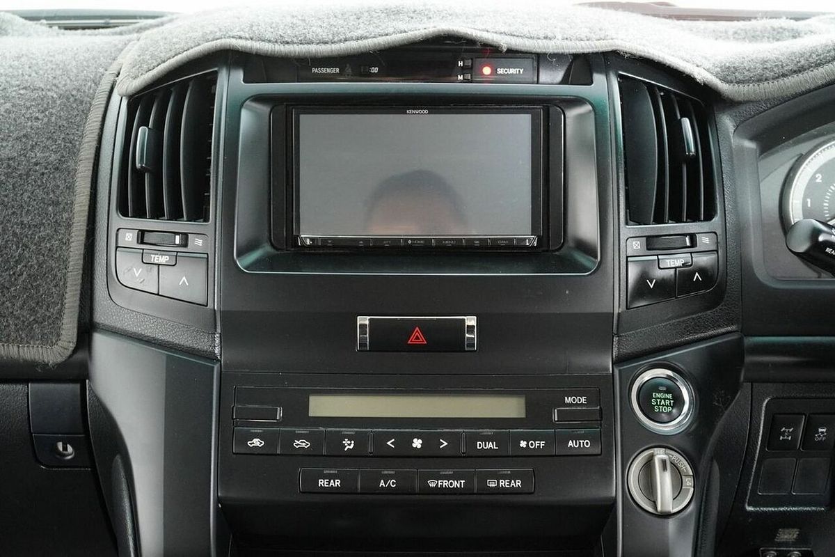 2010 Toyota Landcruiser GXL (4x4) UZJ200R 09 Upgrade