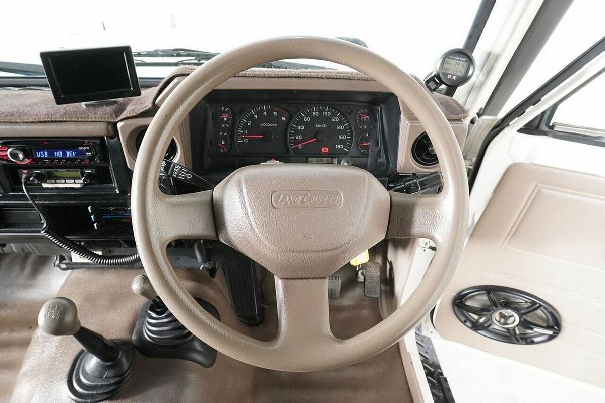 1999 Toyota Landcruiser (4x4) HZJ79R 4X4