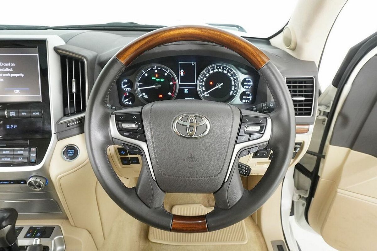 2016 Toyota Landcruiser Sahara (4x4) VDJ200R MY16
