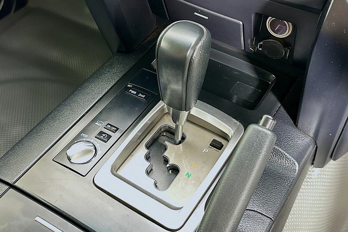2018 Toyota Landcruiser GX (4x4) VDJ200R MY16