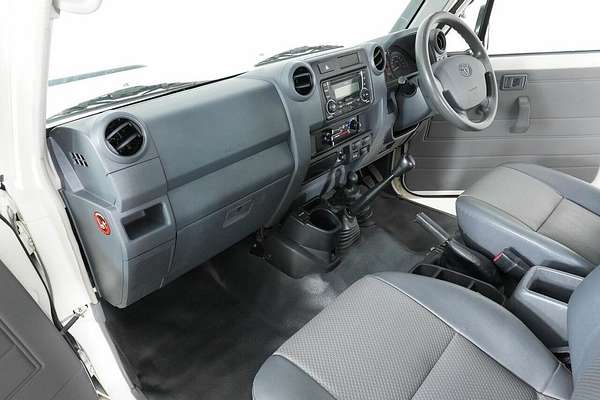 2016 Toyota Landcruiser Workmate (4x4) 2 Seat VDJ78R MY12 Update