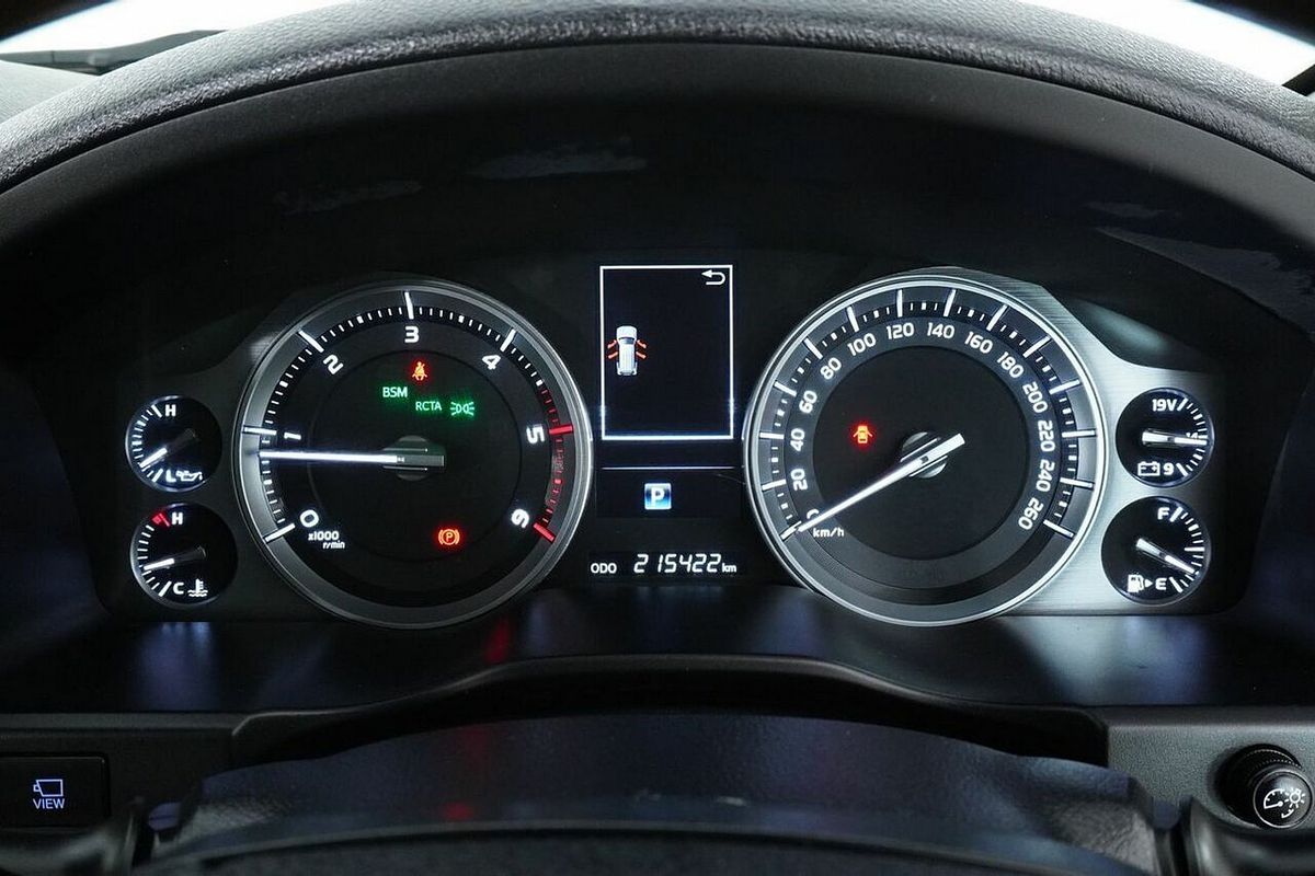 2017 Toyota Landcruiser Sahara (4x4) VDJ200R MY16