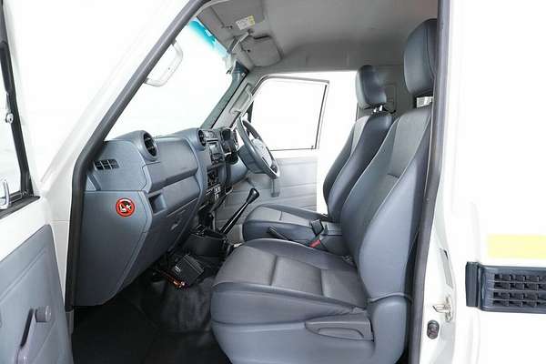 2017 Toyota Landcruiser Workmate (4x4) LC70 VDJ79R MY17 4X4