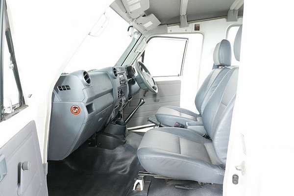 2016 Toyota Landcruiser Workmate (4x4) 2 Seat VDJ78R MY12 Update
