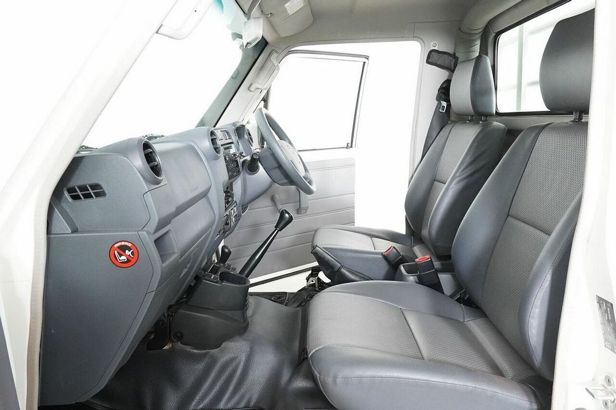 2015 Toyota Landcruiser Workmate (4x4) VDJ79R MY12 Update 4X4