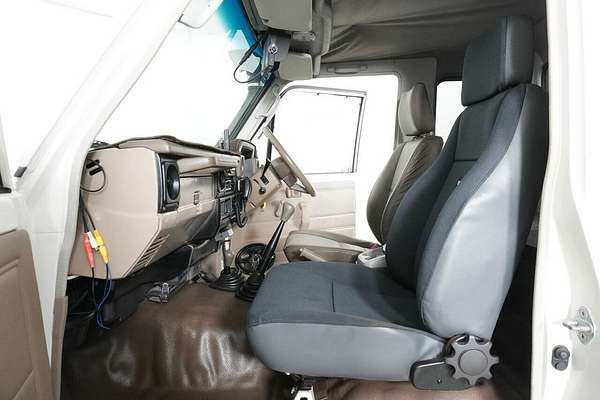 1999 Toyota Landcruiser (4x4) HZJ79R 4X4