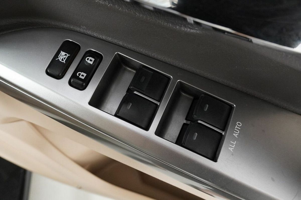 2015 Toyota Landcruiser VX (4x4) VDJ200R MY13
