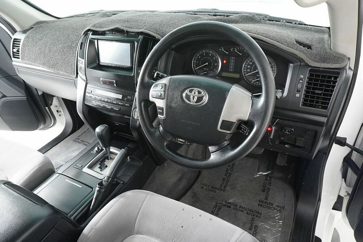 2010 Toyota Landcruiser GXL (4x4) UZJ200R 09 Upgrade