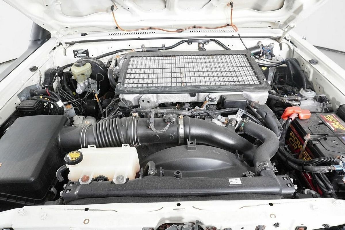 2016 Toyota Landcruiser Workmate (4x4) 2 Seat VDJ78R MY12 Update