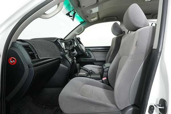 2010 Toyota Landcruiser GXL (4x4) UZJ200R 09 Upgrade