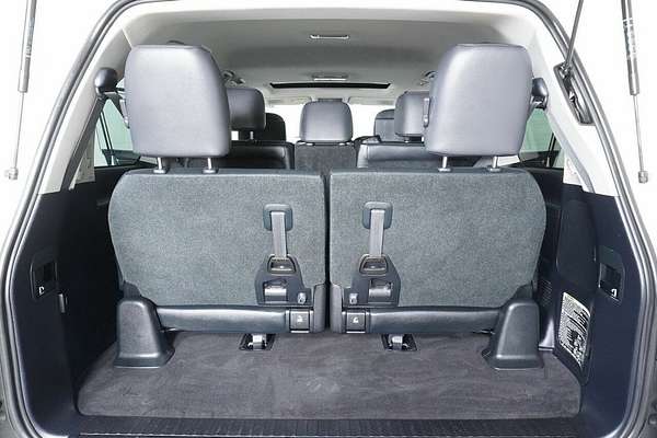 2017 Toyota Landcruiser Sahara (4x4) VDJ200R MY16