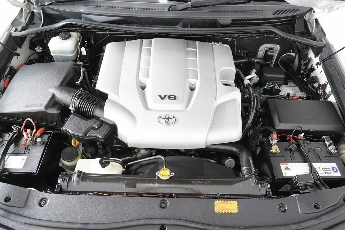 2010 Toyota Landcruiser GXL (4x4) UZJ200R 09 Upgrade