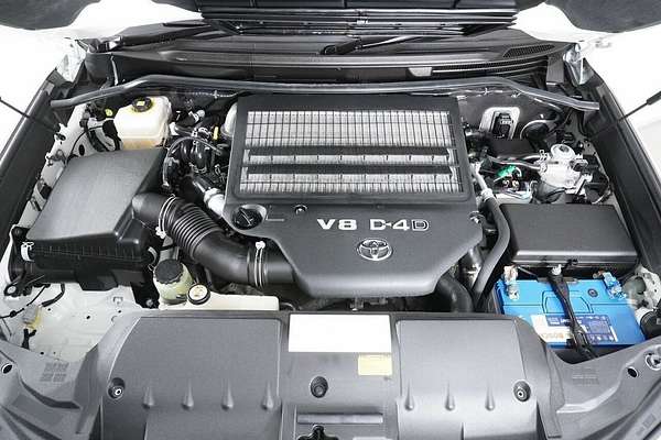 2017 Toyota Landcruiser Sahara (4x4) VDJ200R MY16