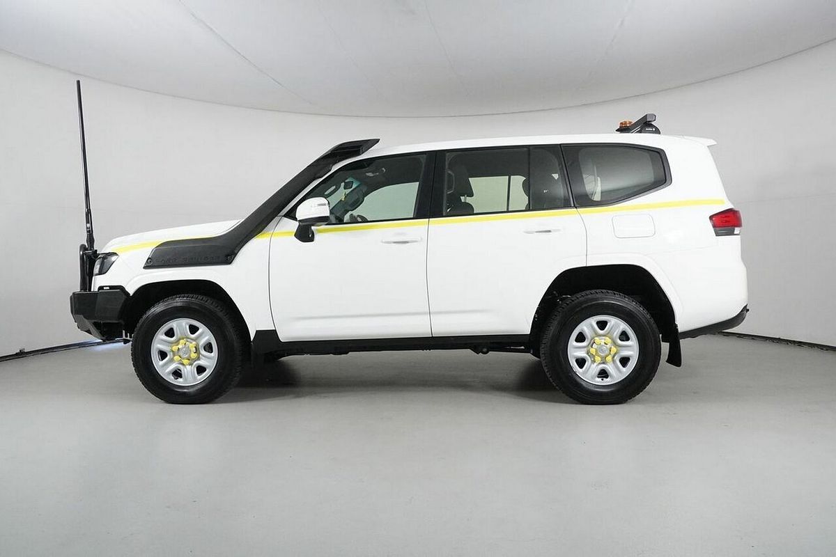 2023 Toyota Landcruiser LC300 GX (4x4) FJA300R