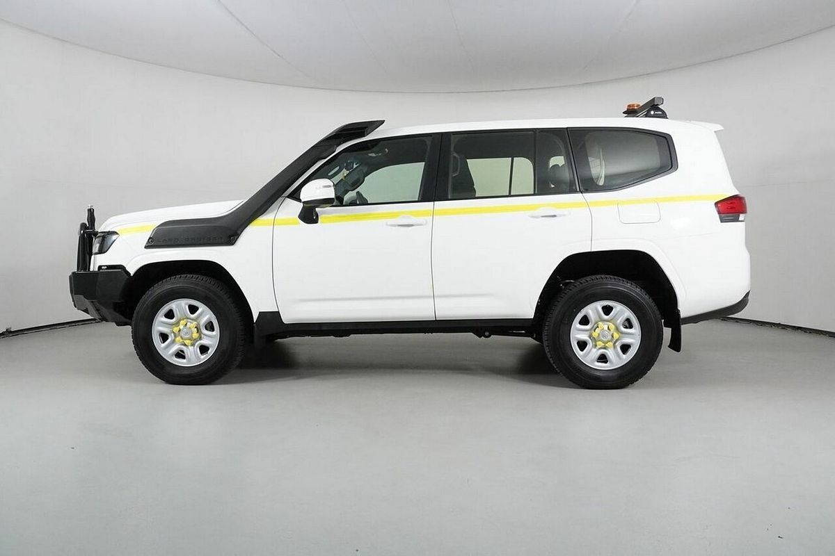 2023 Toyota Landcruiser LC300 GX (4x4) FJA300R