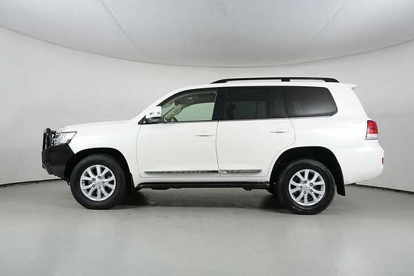 2016 Toyota Landcruiser Sahara (4x4) VDJ200R MY16