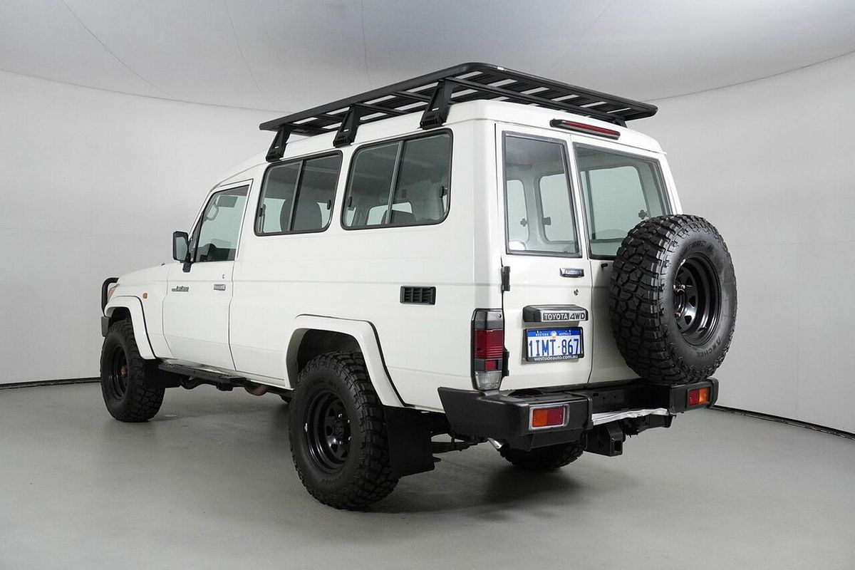 2016 Toyota Landcruiser Workmate (4x4) 2 Seat VDJ78R MY12 Update