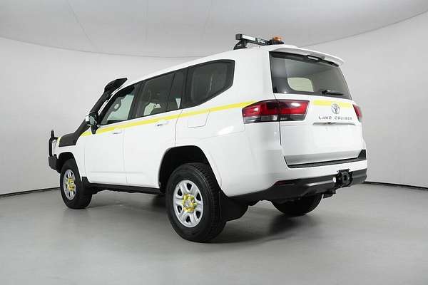 2023 Toyota Landcruiser LC300 GX (4x4) FJA300R