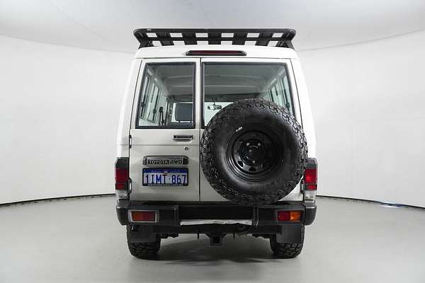 2016 Toyota Landcruiser Workmate (4x4) 2 Seat VDJ78R MY12 Update