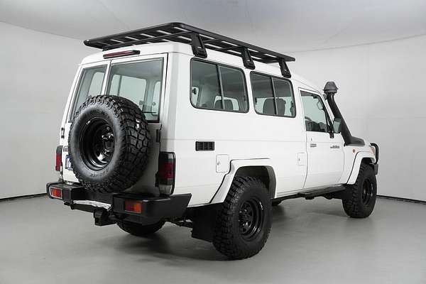 2016 Toyota Landcruiser Workmate (4x4) 2 Seat VDJ78R MY12 Update