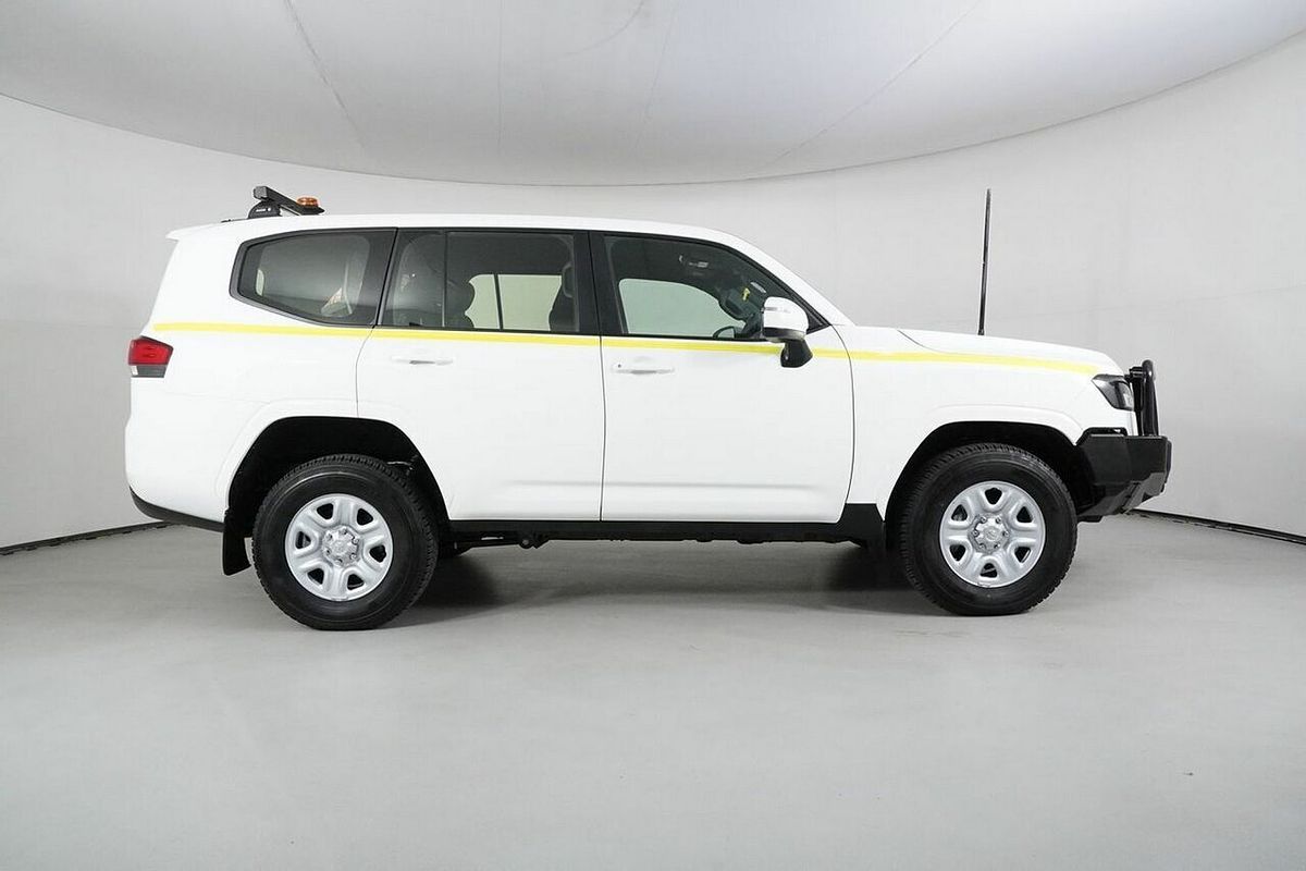 2023 Toyota Landcruiser LC300 GX (4x4) FJA300R
