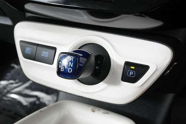 2016 Toyota Prius Hybrid ZVW50R