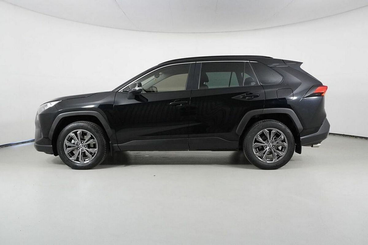 2024 Toyota RAV4 GXL (2WD) Mxaa52R